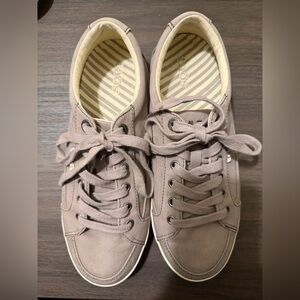 Taos Footwear Women's Grey Gray Moc Star 2 Sneakers 9.5